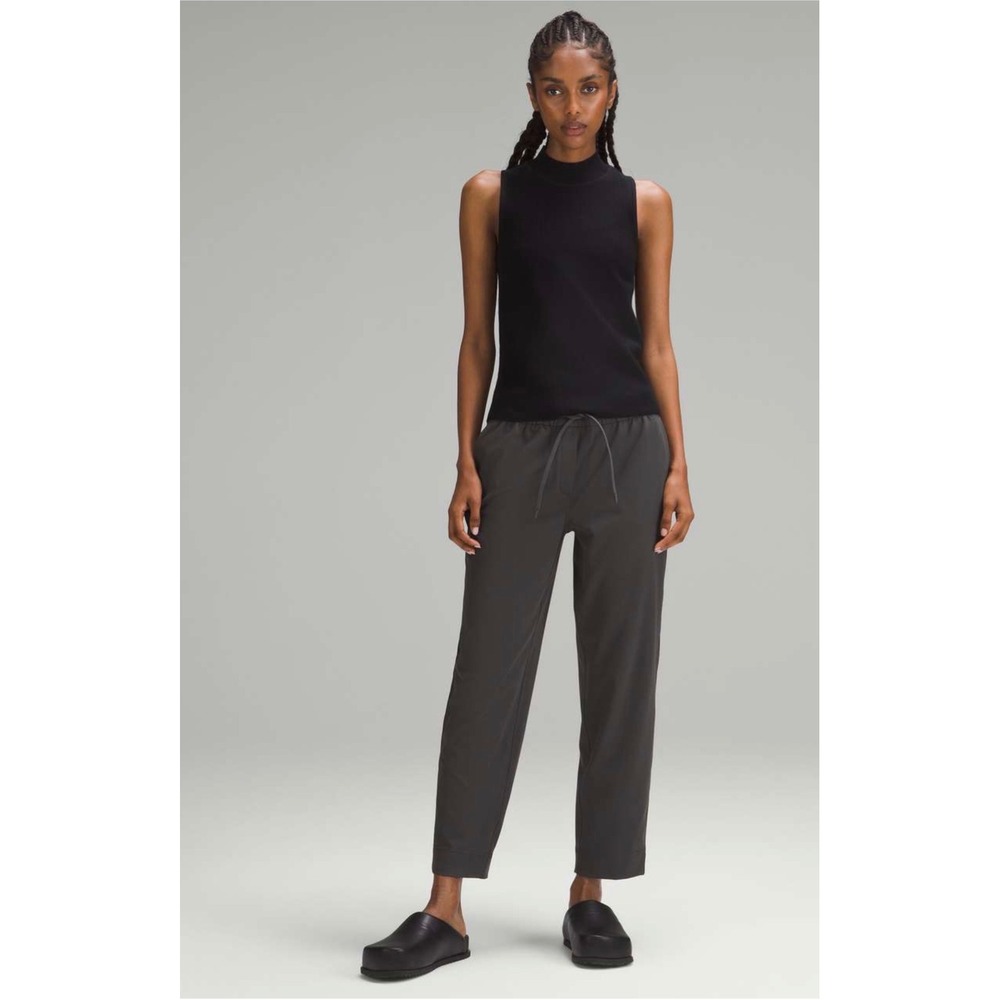 Lululemon Stretch tapered mid Rise 7/8 Length Pant Graphite Grey LW5GITS Size L